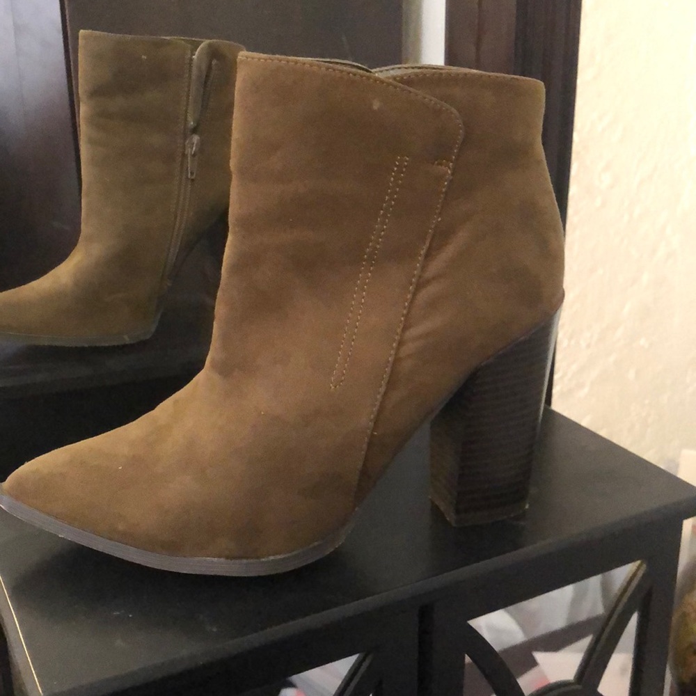 Olive green JustFab booties